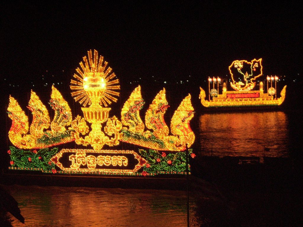 El Festival del Agua en Camboya - Bom Om Tuk - Travel Sense Asia - Agencia Vietnam - Foro Ofertas Comerciales de Viajes