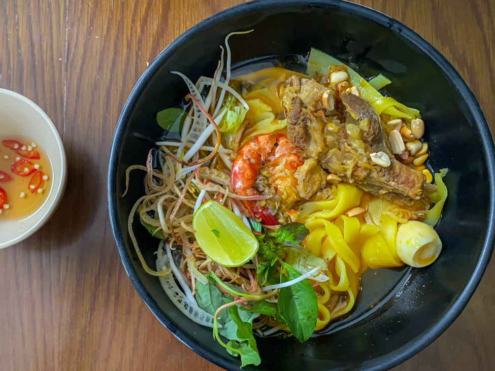 Mi Quang - Turmeric Noodles in Central Vietnam