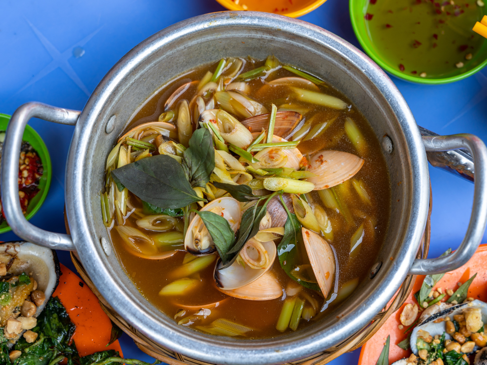 Steamed clams with lemongrass.