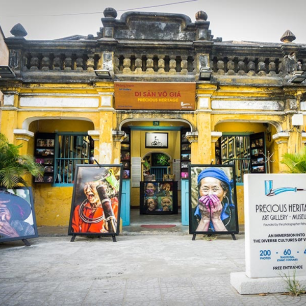 Traditional Vietnamese musicians performing at the Hoi An Traditional Art Performance House.