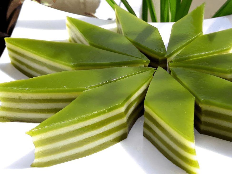 Banh Da Lon, traditional multi-layered Vietnamese cake made from tapioca flour and mung beans