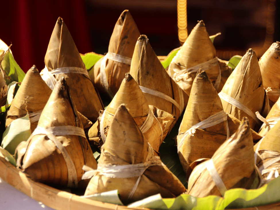 Banh Gio, Vietnamese pyramid-shaped dumpling filled with pork