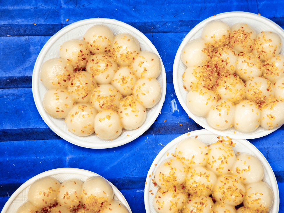 Banh Troi Nuoc, floating sticky rice cake in ginger syrup