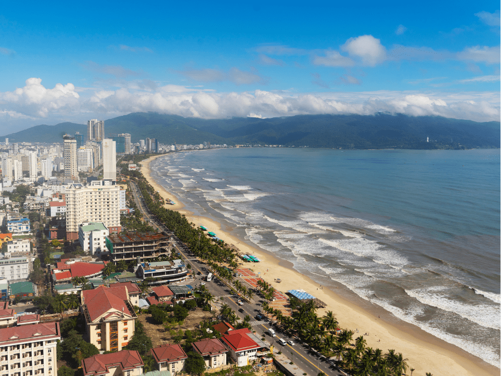 Family enjoying a beach day in Da Nang.