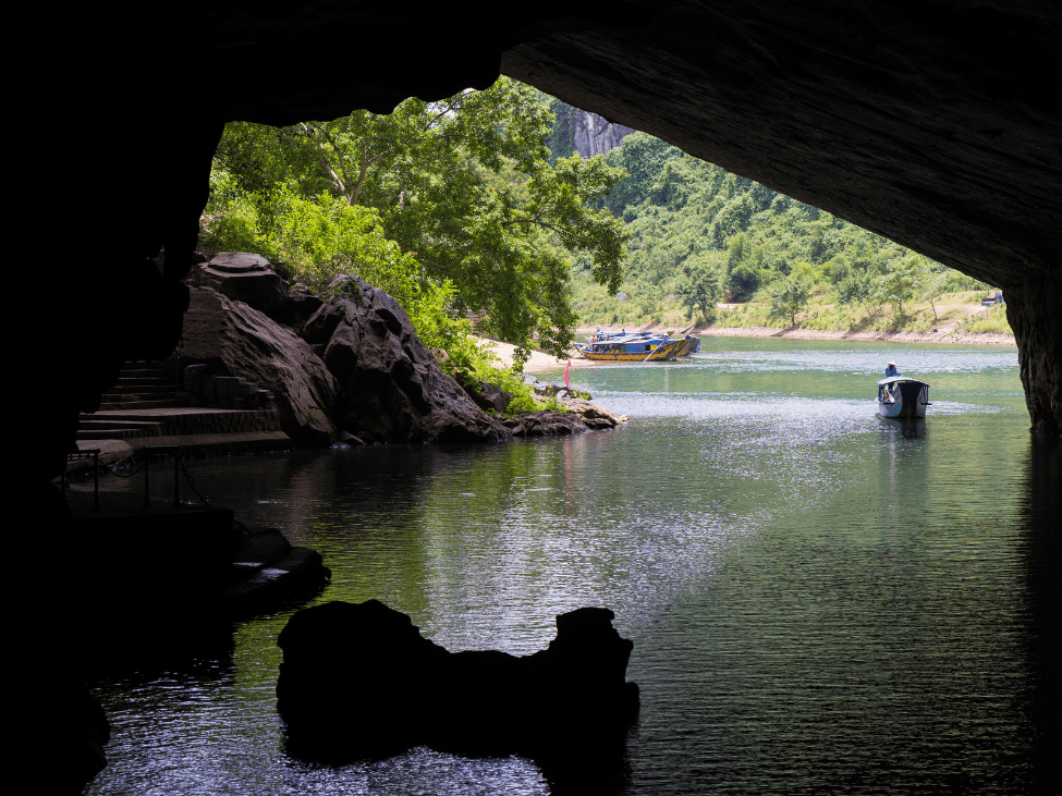 Limestone mountains and dense forest in Phong Nha-Ke Bang National Park, Vietnam.