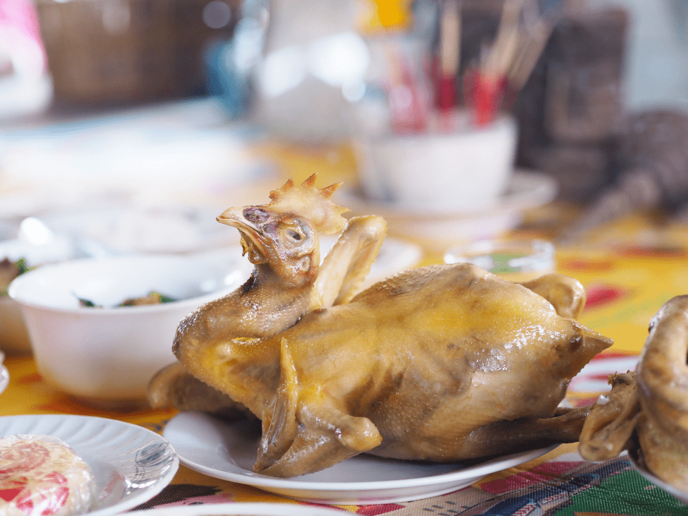 Vietnamese boiled chicken served with lime-salt dipping sauce.