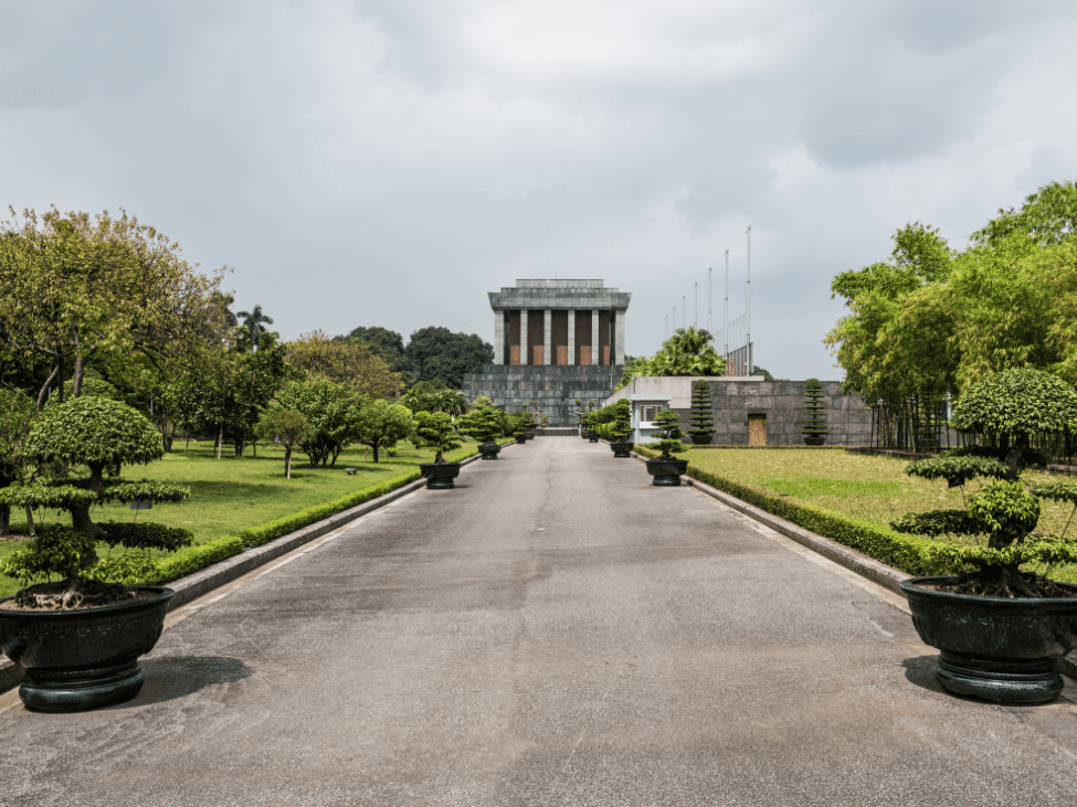 Wide-angle view of Ho Chi Minh Square with the mausoleum in the background.