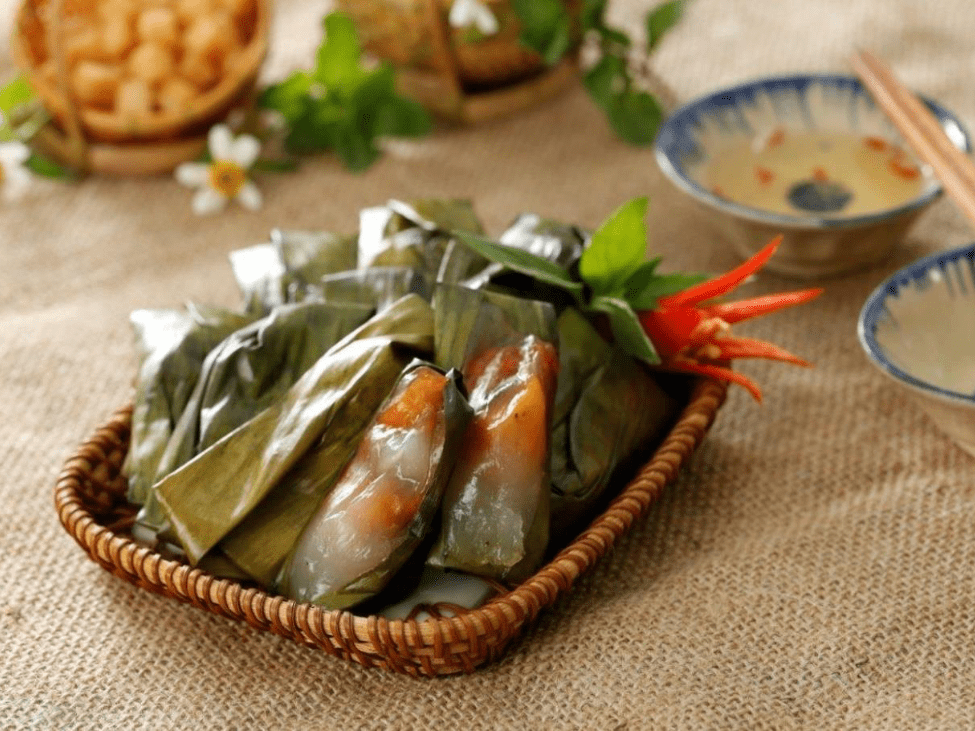 Banh Bot Loc tapioca dumplings with fish sauce.