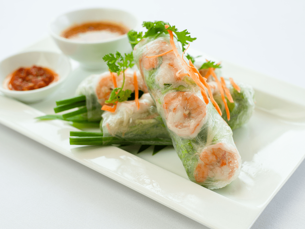 Fresh Vietnamese spring rolls with shrimp and herbs.